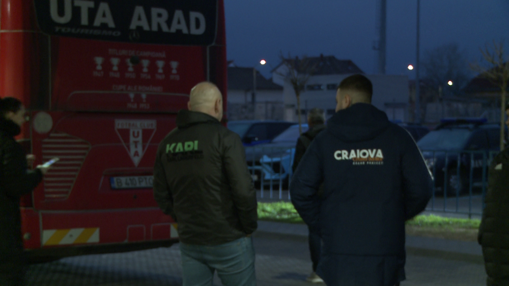 "Așa e la Craiova!" Adrian Mititelu Jr. a sărit la bătaie după meciul cu UTA Arad_8