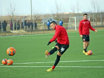 
	Mudryk de România! Un fotbalist român se antrenează de trei ori pe zi și copiază stilul de joc al starului de la Chelsea

