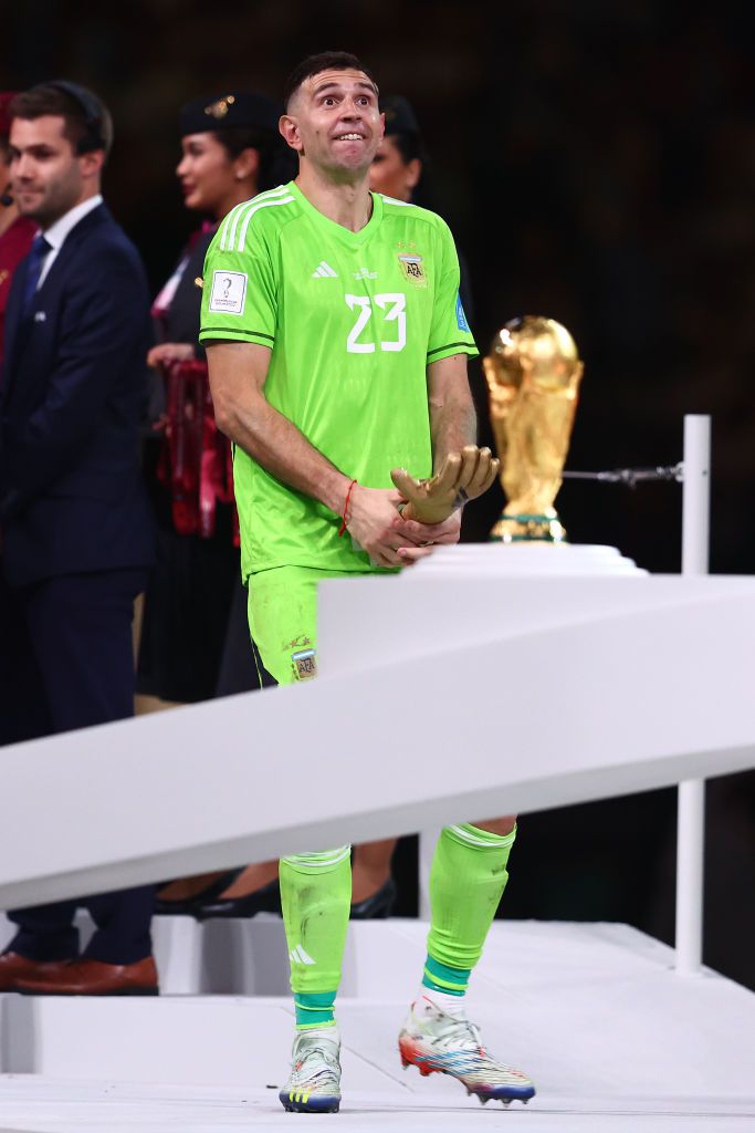 Martinez? Nu, Mbappe! Starul lui PSG a imitat gestul controversat al portarului Argentinei din finala Mondialului_3