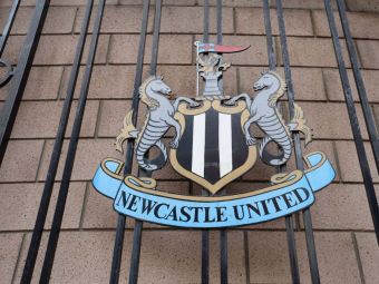 
	Bogații de la Newcastle lovesc din nou! Suma colosală pregătită de trupa lui Eddie Howe pentru un fotbalist din Premier League
