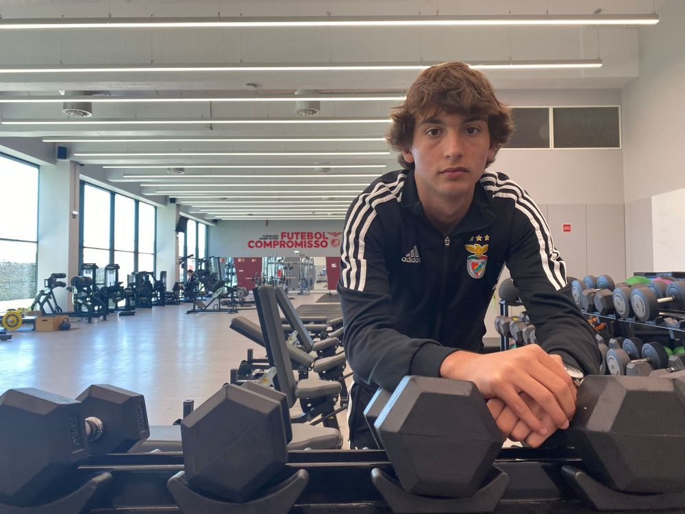 "Aveam 7 ani când m-a luat Benfica!" Povestea lui Miguel Constantinescu, românul care visează să întâlnească trei mari fotbaliști ai lumii_28