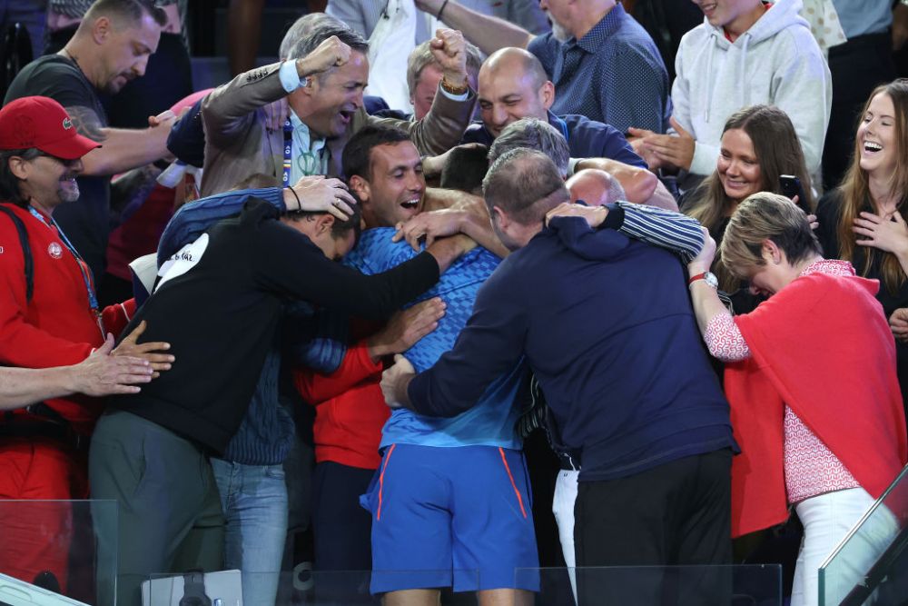 Așa arată descătușarea! Djokovic, deportat în 2022, campion în 2023. Sârbul a plâns de bucurie după câștigarea finalei_9