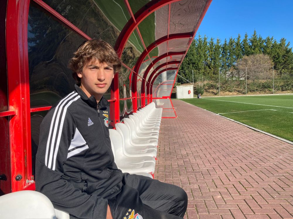 "Aveam 7 ani când m-a luat Benfica!" Povestea lui Miguel Constantinescu, românul care visează să întâlnească trei mari fotbaliști ai lumii_35
