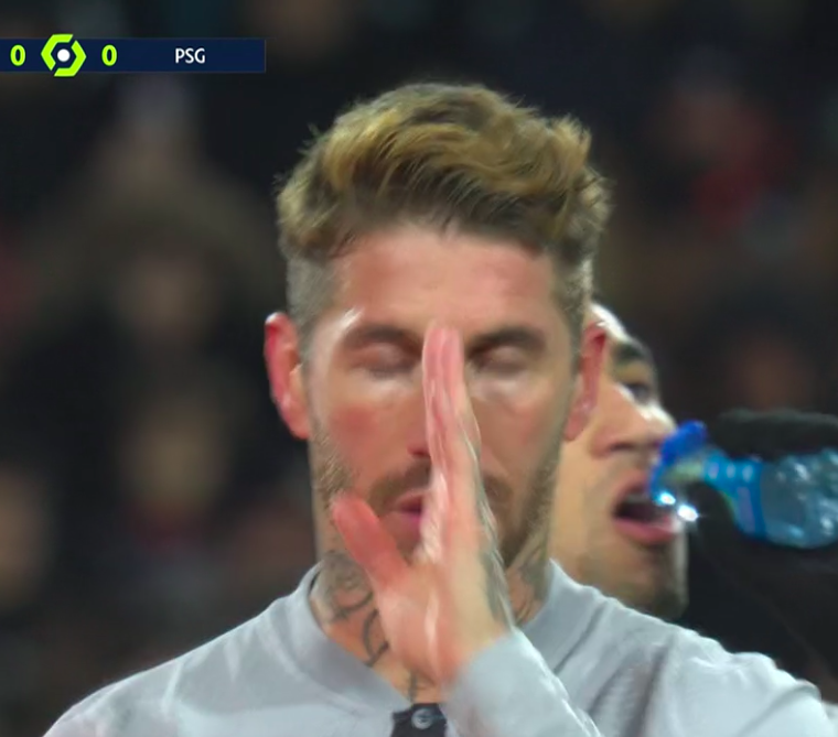 Din rău în mai rău pentru PSG! Sergio Ramos, scos de pe teren în urma unei comoții: ce a pățit fundașul iberic_2