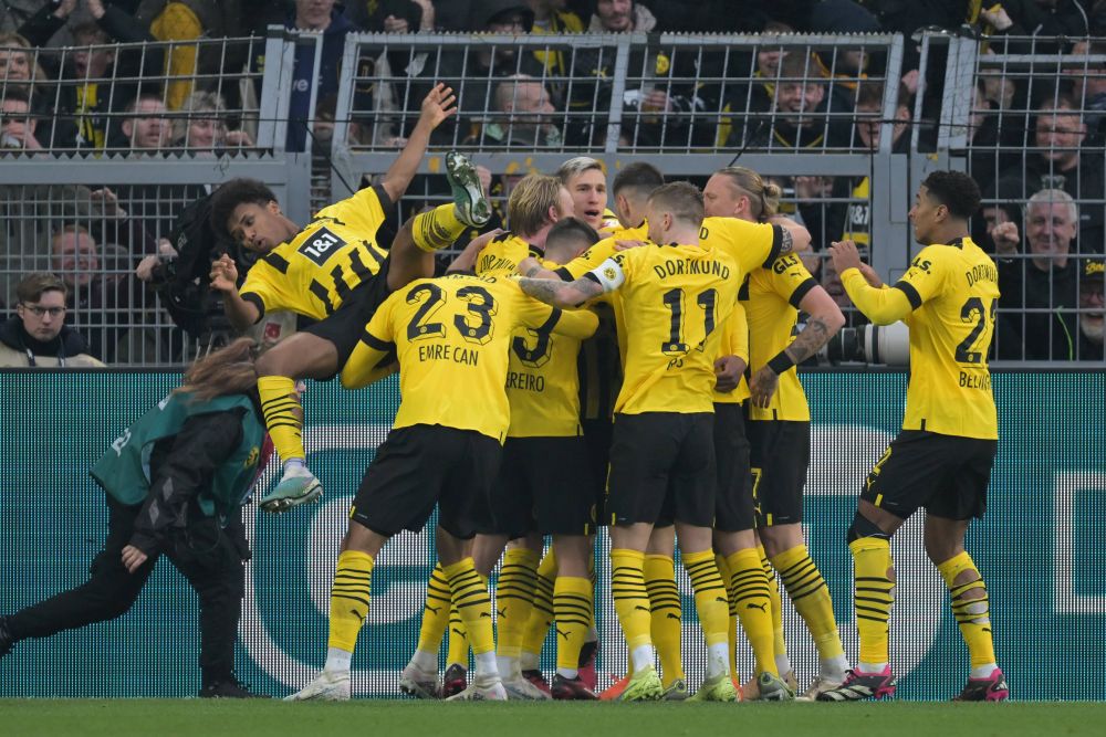 Imagini impresionante! Vindecat de cancer, Haller a înscris primul său gol pentru Dortmund. Colegii au reacționat imediat + Gestul fin al antrenorului_2