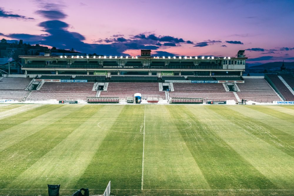 Cum arată gazonul pe care se va juca derby-ul CFR Cluj - FCSB. Anunțul echipei lui Dan Petrescu _2