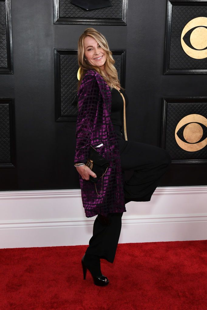 Super-apariție a Nadiei Comăneci pe covorul roșu la Premiile Grammy, văzute exclusiv pe VOYO.ro! Cum a arătat legendara gimnastă _11