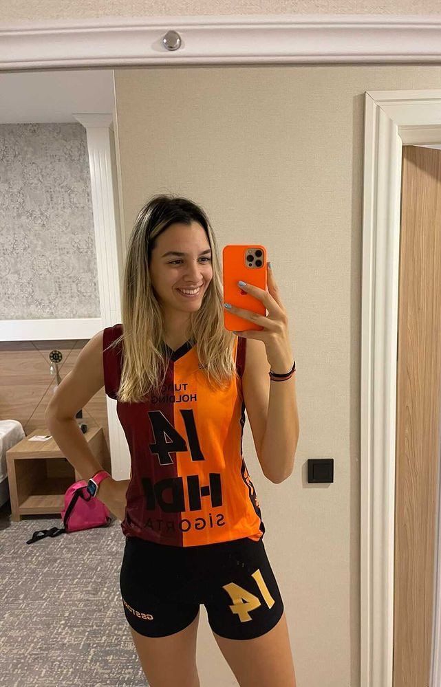 Alexia Căruțașu, mărturii despre infernul din Turcia: „Jucătoare de volei, de negăsit!” + Dezvăluiri neștiute despre fratele său_13