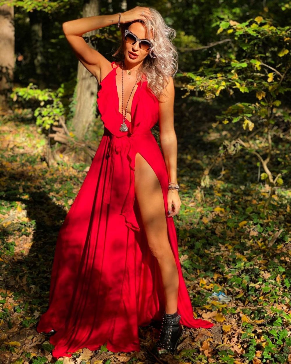 Crina Abrudan e noua senzație de la Survivor România! La 45 de ani, vedeta face furori pe Instagram cu trupul său _41