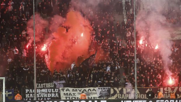 
	Banner anti-FCSB la meciul echipei lui Răzvan Lucescu, PAOK Salonic - AEK Atena
