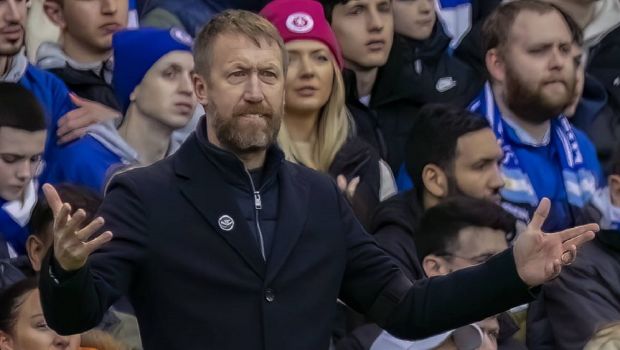 
	Decizia luată de conducătorii lui Chelsea, după ce fanii i-au cerut demisia lui Graham Potter
