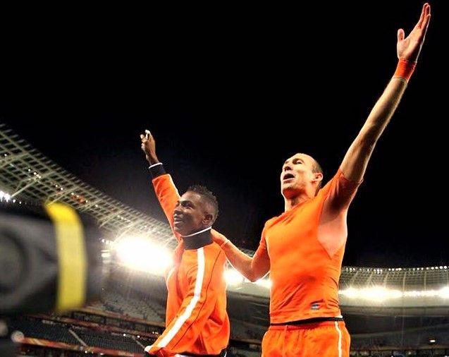 A jucat la Juventus și era văzut drept "Noul Robben", dar s-a lăsat de fotbal pentru a se face rapper!_5