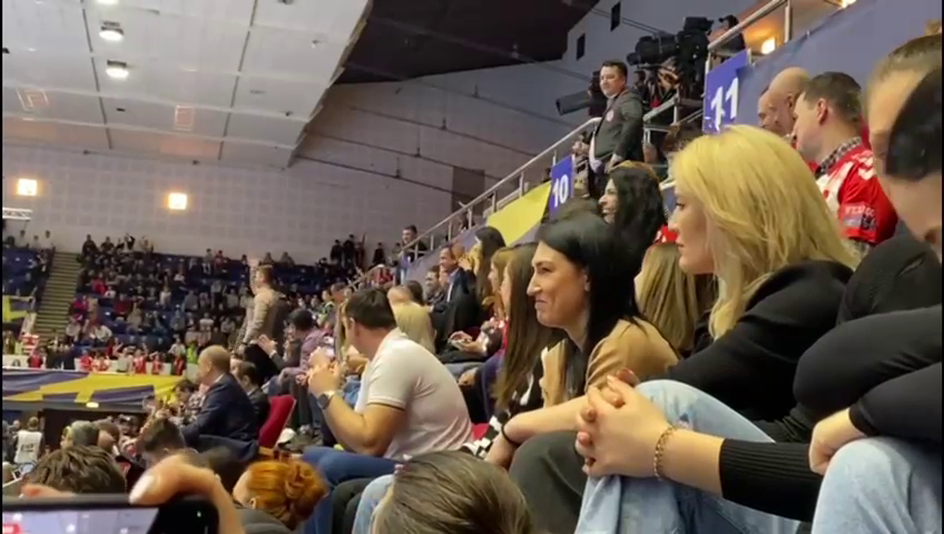 Cristina Neagu a început să râdă când a auzit ce scandează fanii lui Dinamo_8