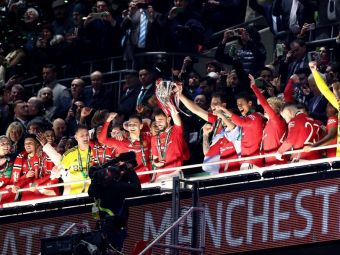 
	Manchester United - Newcastle 2-0. &rdquo;Diavolii&rdquo; au câștigat Cupa Ligii Angliei, primul trofeu după șase ani
