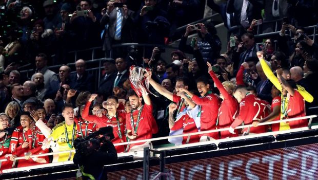 
	Manchester United - Newcastle 2-0. &rdquo;Diavolii&rdquo; au câștigat Cupa Ligii Angliei, primul trofeu după șase ani

