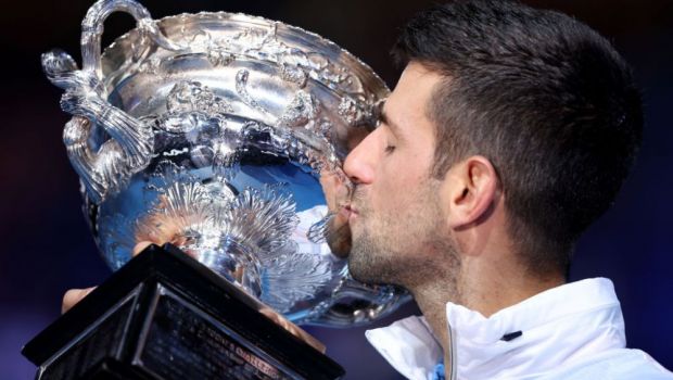 
	Singur, în vârf! Novak Djokovic, cel mai longeviv număr 1 din istoria tenisului: a întrecut-o pe Steffi Graf
