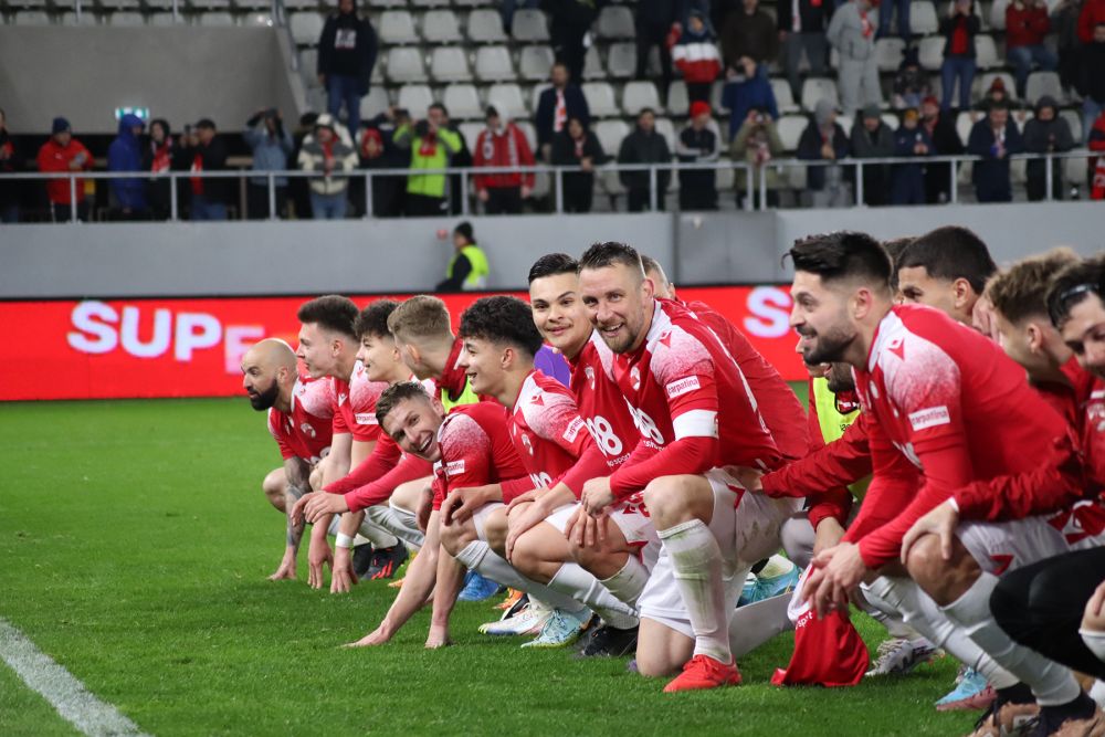 Victoria lui Dinamo, în imagini. "Câinii" au câștigat la scor și au calificarea în play-off în propriile mâini_63