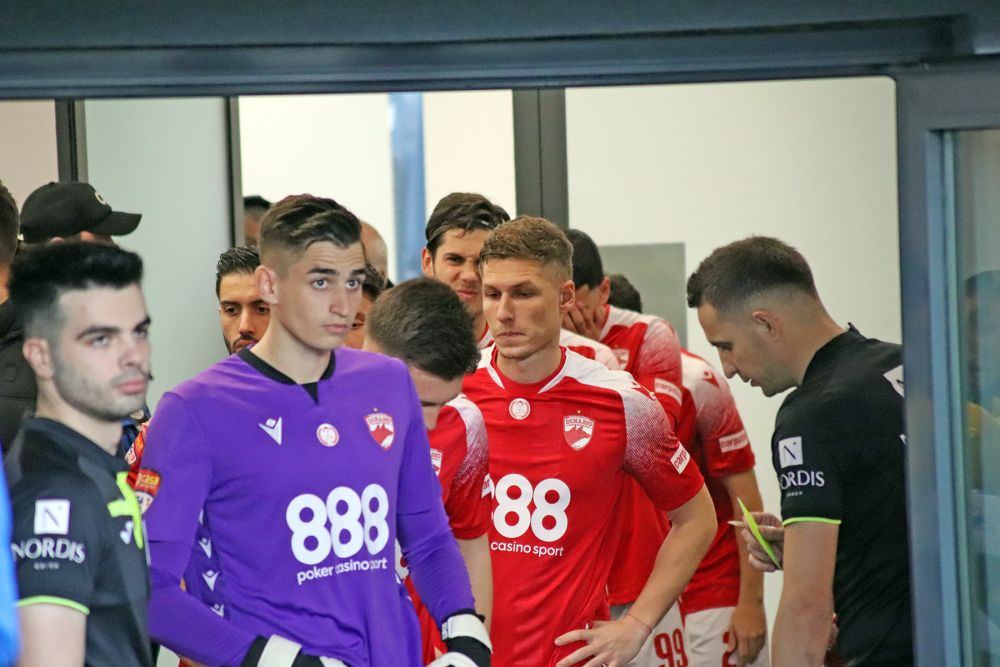 Dinamovistul Iulian Roșu: "Nu mă gândesc la play-off, mă concentrez pe meciul cu Șelimbăr"_1