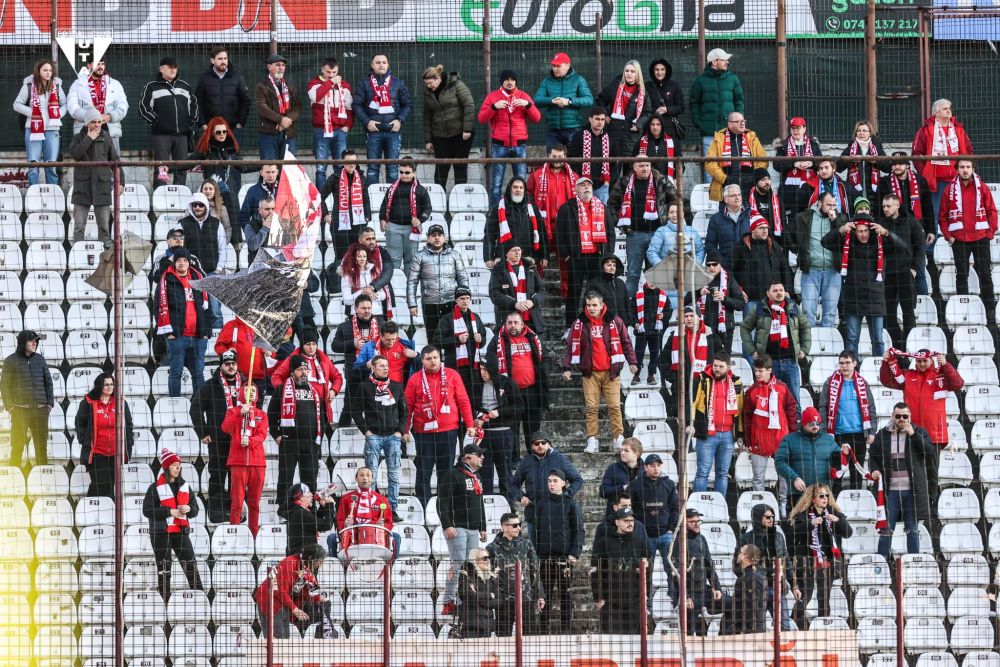 Fanii arădeni l-au taxat dur pe șeful clubului UTA, după ce spus că fanii îi cer să mute echipa în Ungaria_2