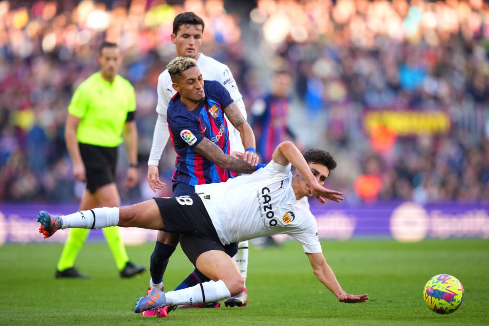 Victorie chinuită pentru FC Barcelona: penalty ratat și inferioritate numerică jumătate de oră cu Valencia! _3