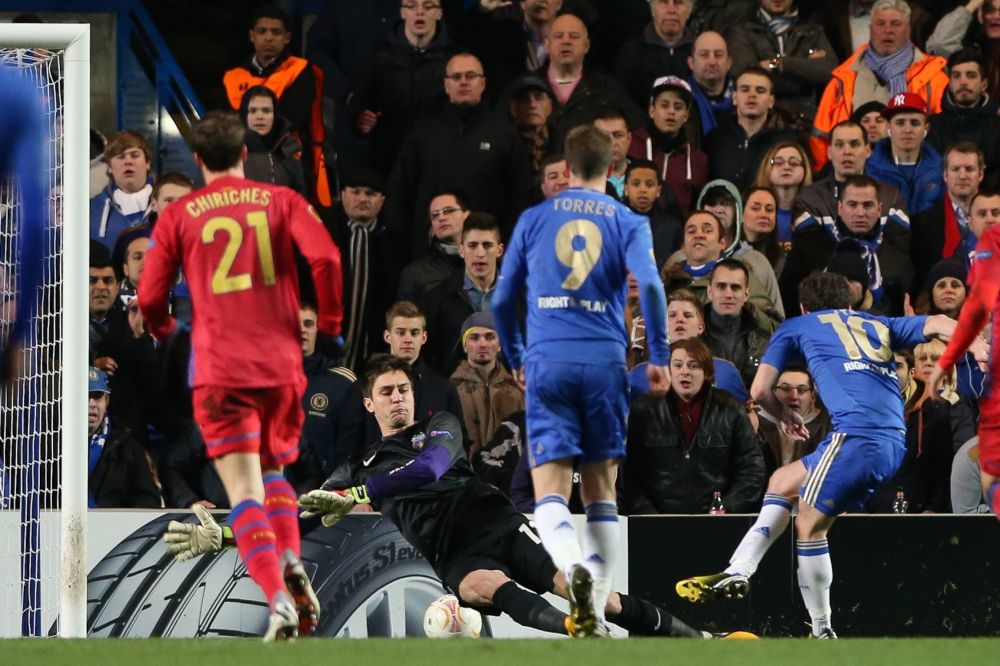 FCSB - Chelsea 1-0 | 10 ani de la seara magică în care „roș-albaștrii” au învins „Regina Europei” la București_9