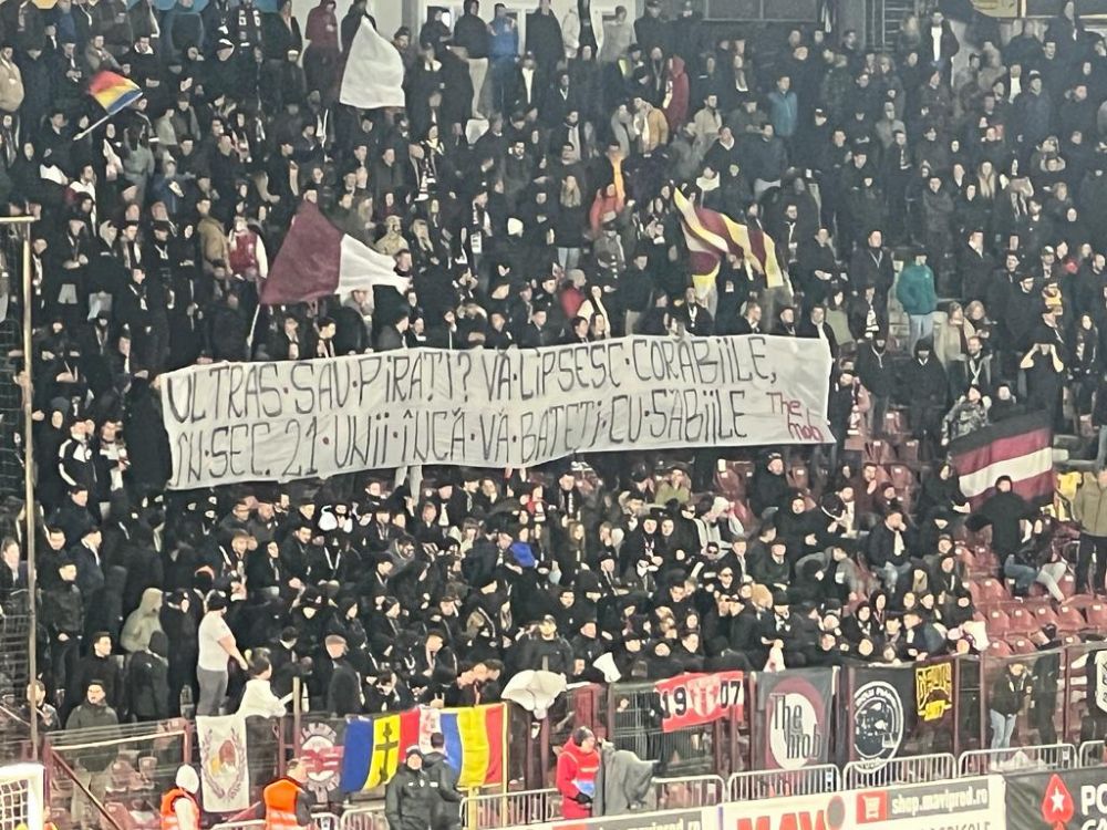 CFR Cluj - U Cluj | Ce bannere au afișat cele două galerii la derby-ul din Gruia_1
