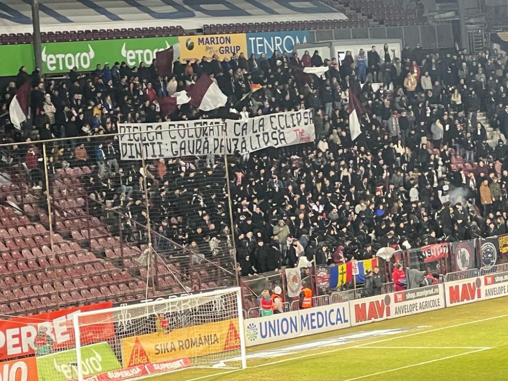 CFR Cluj - U Cluj | Ce bannere au afișat cele două galerii la derby-ul din Gruia_3