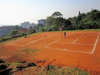 
	Contact cu realitatea: în ce condiții joacă juniorii tenis în Uganda. Imaginile care au intrigat pe toată lumea
