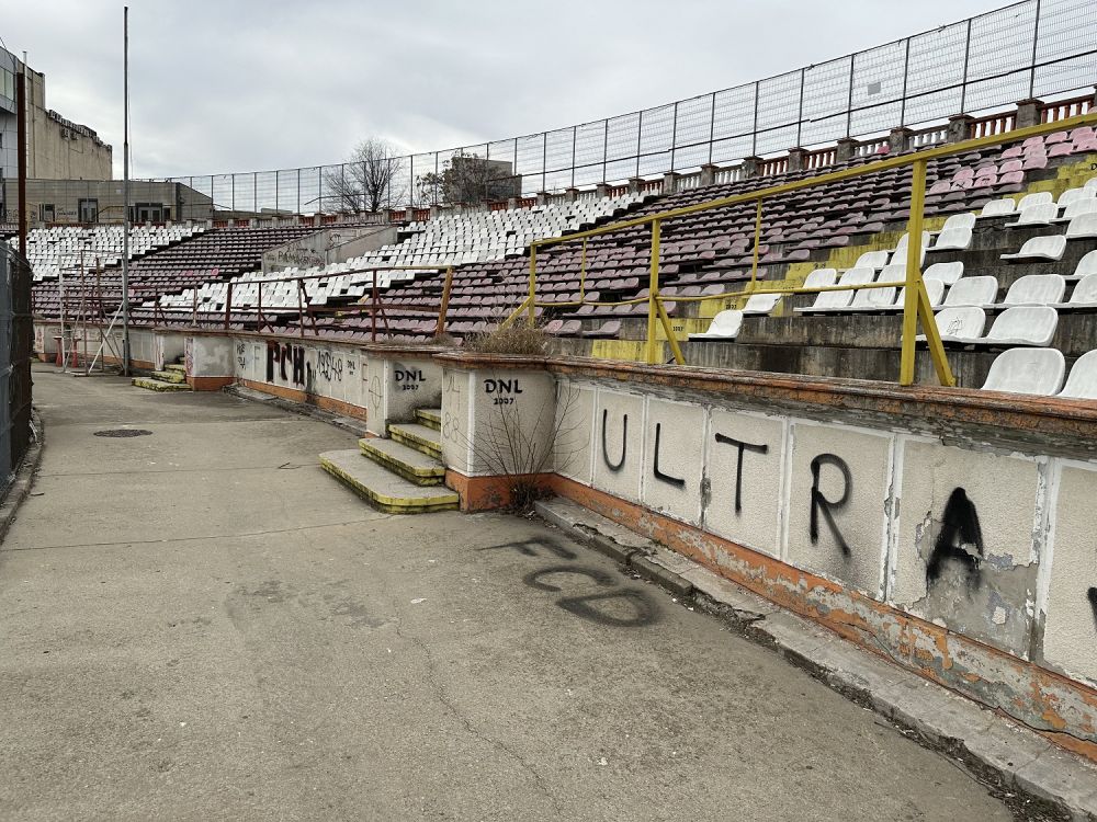 Stadionul Dinamo devine "Groapă" de gunoi! Cum arată acum arena_36