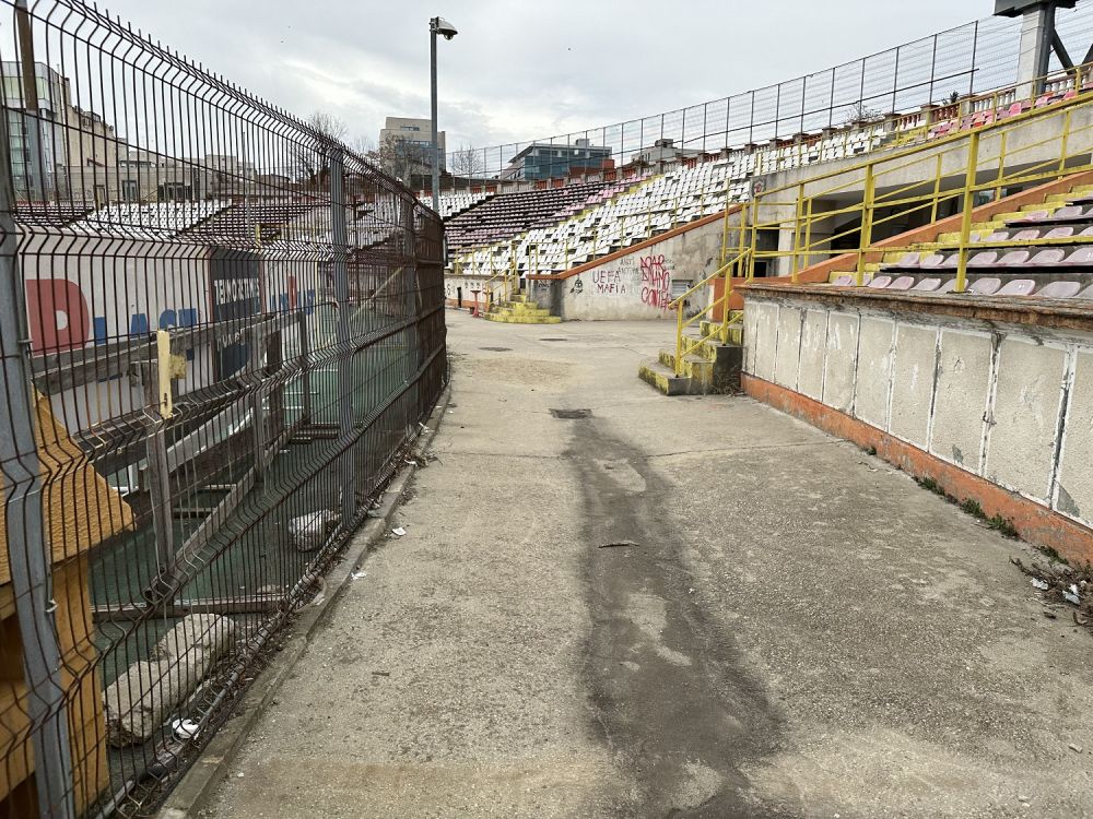 Stadionul Dinamo devine "Groapă" de gunoi! Cum arată acum arena_40