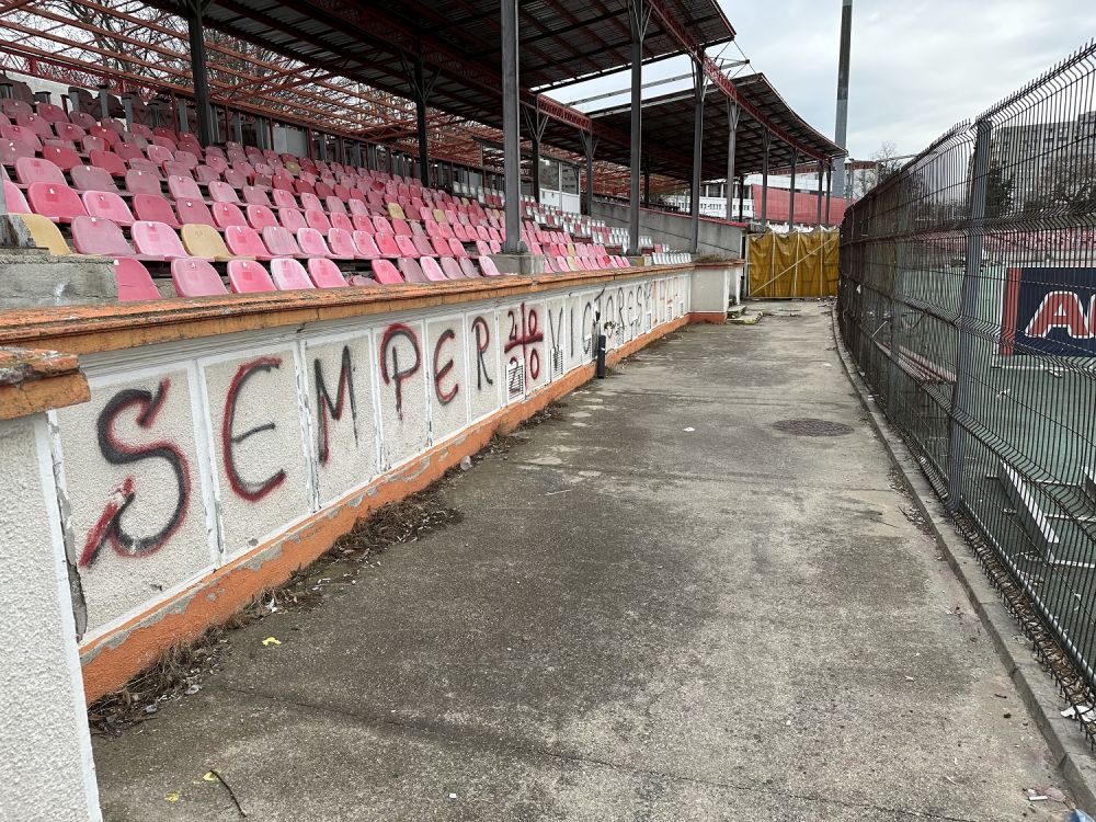 Stadionul Dinamo devine "Groapă" de gunoi! Cum arată acum arena_46