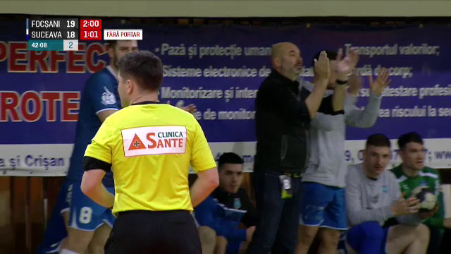 Scene halucinante! Managerul, surprins cum încuraja fanii de la meciul CSM Focșani - Suceava să strige: „Hoții, hoții!” _6