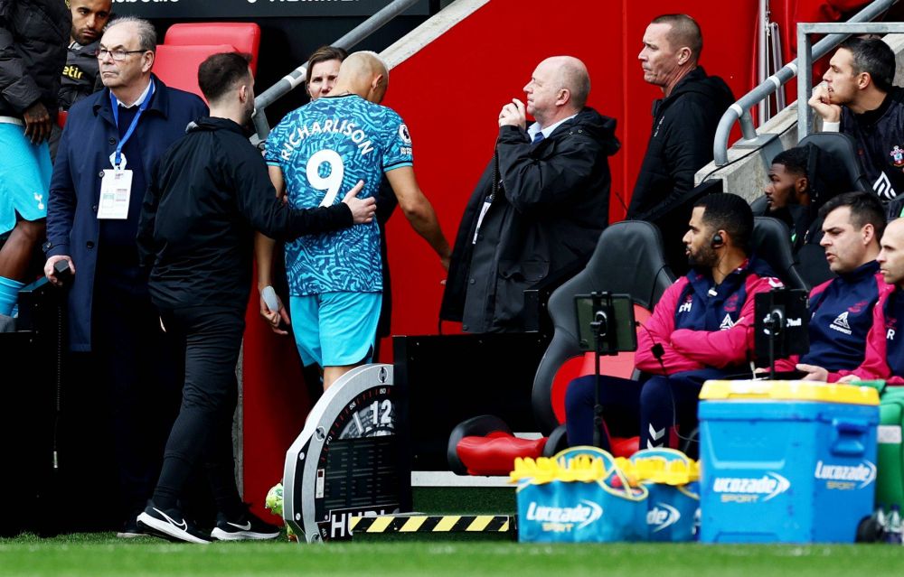 Accidentare cumplită pentru Richarlison! Fotbalistul lui Spurs a ieșit plângând de pe teren_9