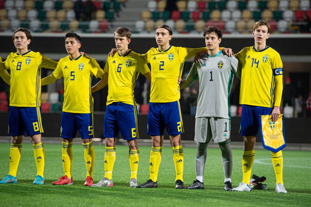 A venit să joace pentru România, nu a fost convocat la ”tricolori” și acum este titular în echipa Suediei!_5