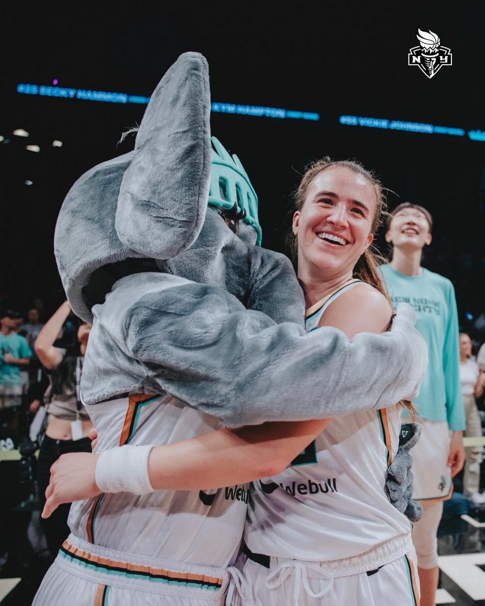 Sabrina Ionescu, jucătoarea cu origini românești care strălucește la New York Liberty, în WNBA, va avea propria linie de încălțăminte de baschet_16