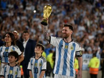 
	Spectacol pe El Monumental! A fost show la primul meci al Argentinei după Mondial, Messi a înscris al 800-lea gol din carieră
