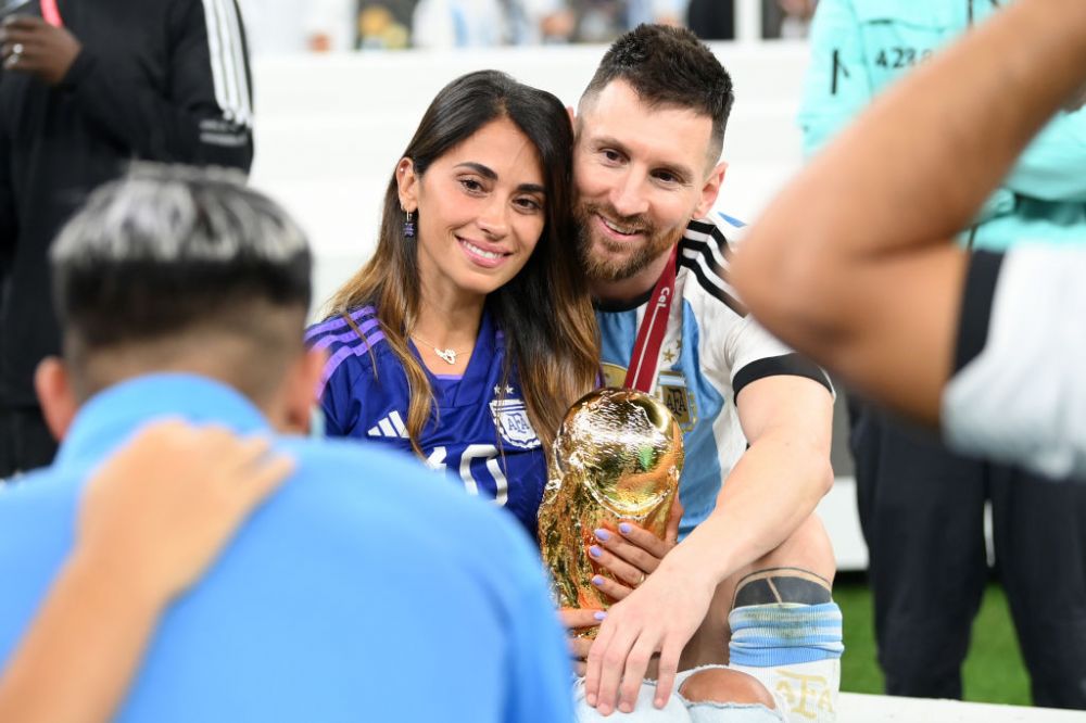 S-a dus 'blestemul'! Detaliul sesizat de toți la soția lui Messi după amicalul Argentinei: n-a mai făcut asta de la înfrângerea de la Mondial _14