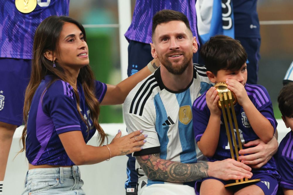 S-a dus 'blestemul'! Detaliul sesizat de toți la soția lui Messi după amicalul Argentinei: n-a mai făcut asta de la înfrângerea de la Mondial _5