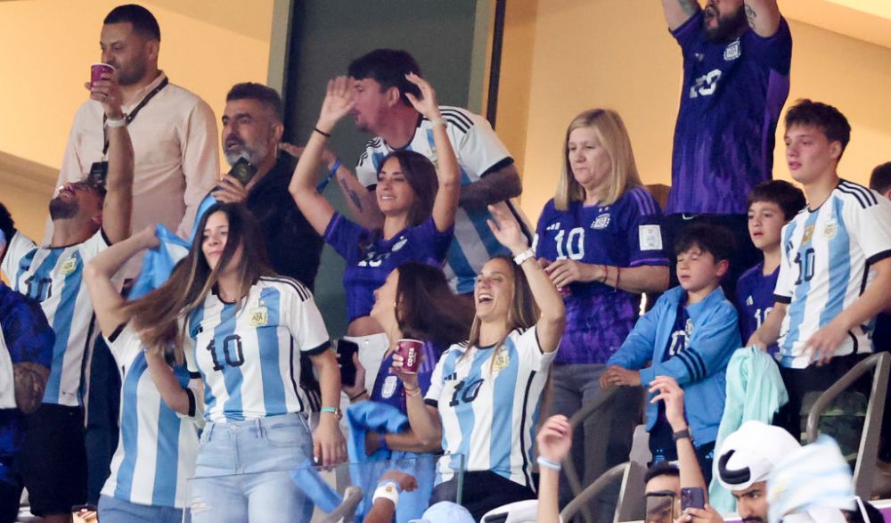 S-a dus 'blestemul'! Detaliul sesizat de toți la soția lui Messi după amicalul Argentinei: n-a mai făcut asta de la înfrângerea de la Mondial _9