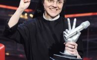 Călugărița care a câștigat Vocea Italiei, transformare uluitoare pentru primul ei clip! Cum arată cu haine sexy și cercel în nas