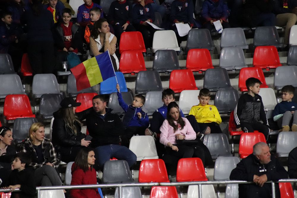 Aproape 80% dintre spectatorii prezenți la meciul cu România U21 - Portugalia U21 au fost copii!_12
