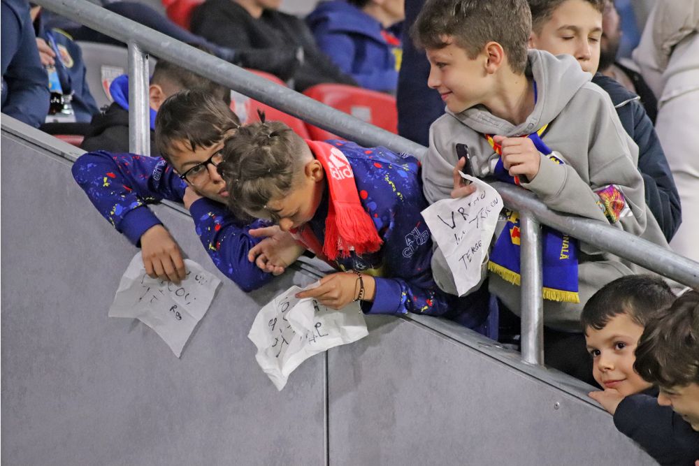 Aproape 80% dintre spectatorii prezenți la meciul cu România U21 - Portugalia U21 au fost copii!_19