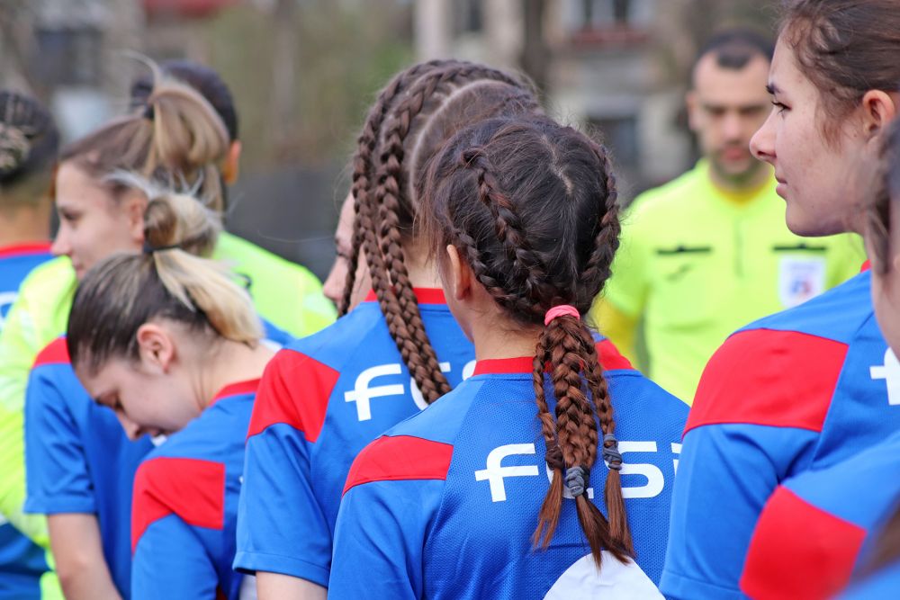 Imagini pe care Gigi Becali nu ar fi vrut să le vadă! Echipa feminină a FCSB a jucat primul meci oficial în București_16