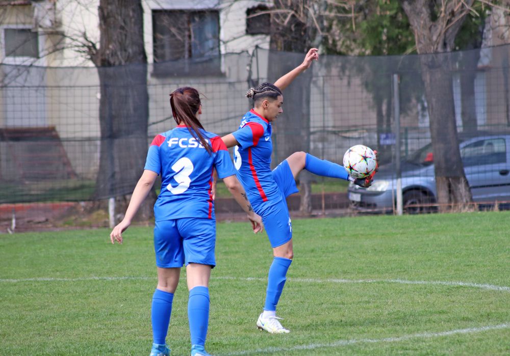 Imagini pe care Gigi Becali nu ar fi vrut să le vadă! Echipa feminină a FCSB a jucat primul meci oficial în București_49