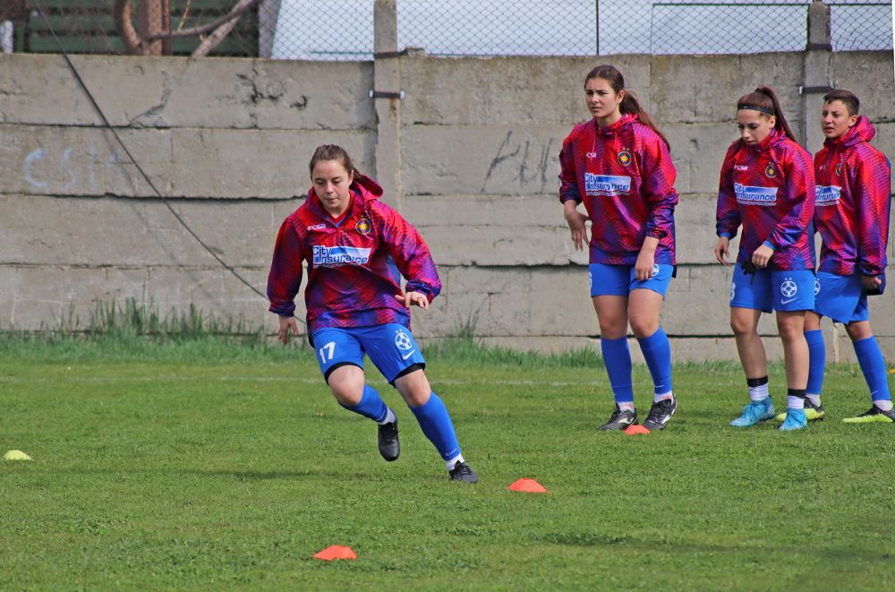 Imagini pe care Gigi Becali nu ar fi vrut să le vadă! Echipa feminină a FCSB a jucat primul meci oficial în București_9