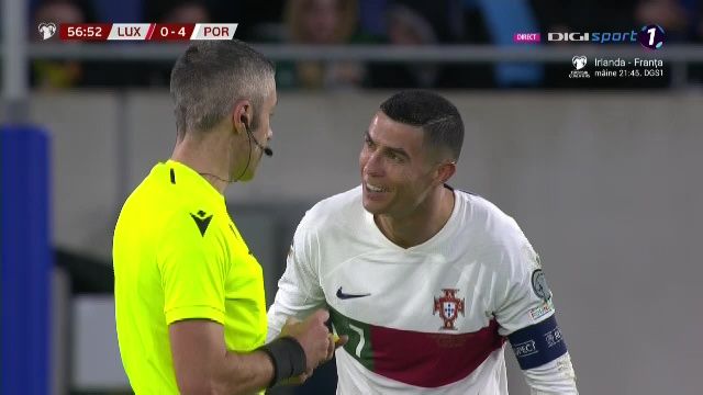 Cristiano Ronaldo, taxat: "Simulează rușinos, apoi râde! Românul a luat decizia impecabilă"_11