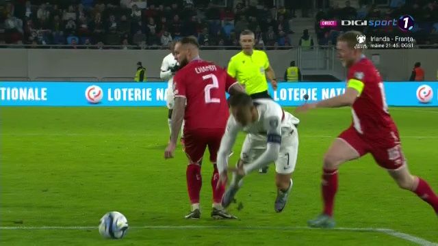 Cristiano Ronaldo, taxat: "Simulează rușinos, apoi râde! Românul a luat decizia impecabilă"_18