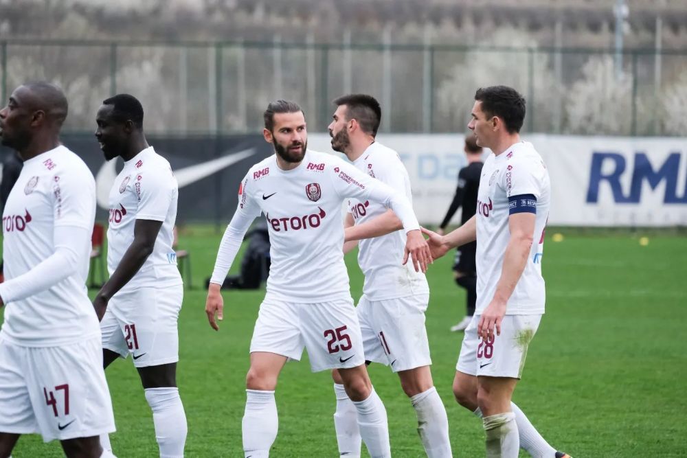 Debut la CFR Cluj pentru ultimul transfer! Dan Petrescu i-a dat minute în amicalul cu o echipă din Superligă_8