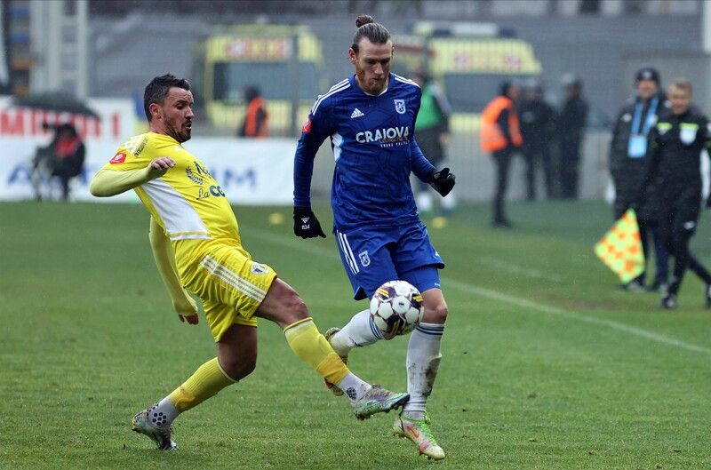FCU Craiova - Petrolul Ploiești 0-1! Țicu reușește să aducă cele trei puncte pentru „lupii galbeni”_1