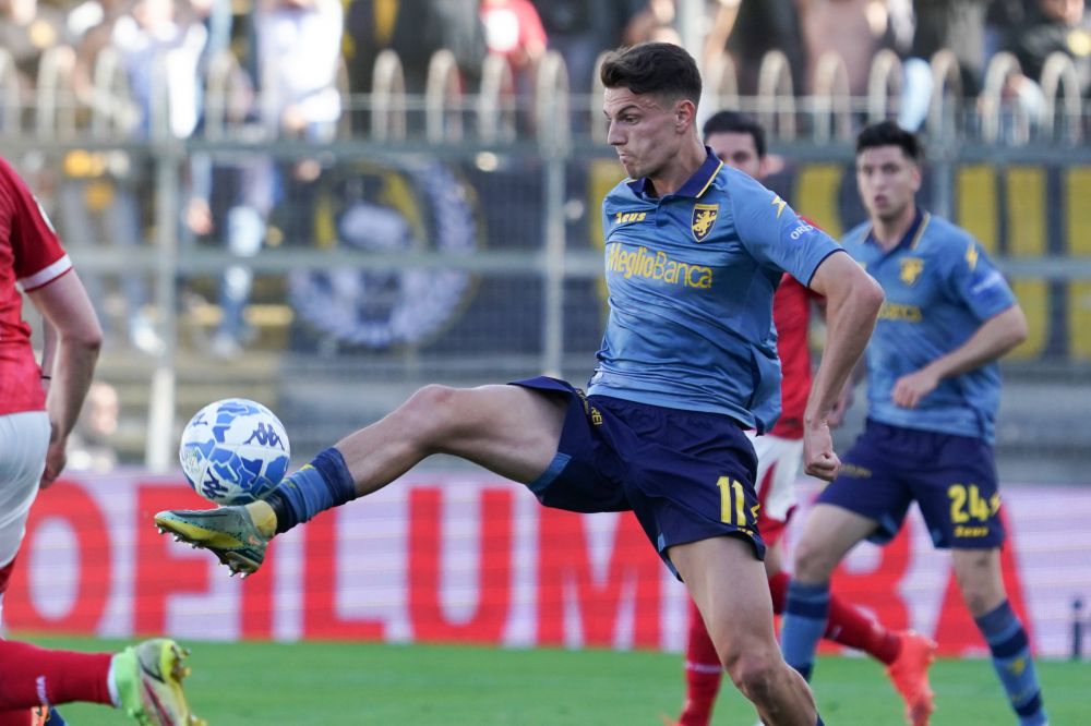 Genoa se apropie de Frosinone, dar românul cu 6 minute la naționala lui Edward Iordănescu rămâne numărul 1! ”Mare calitate, transformă echipa”_1